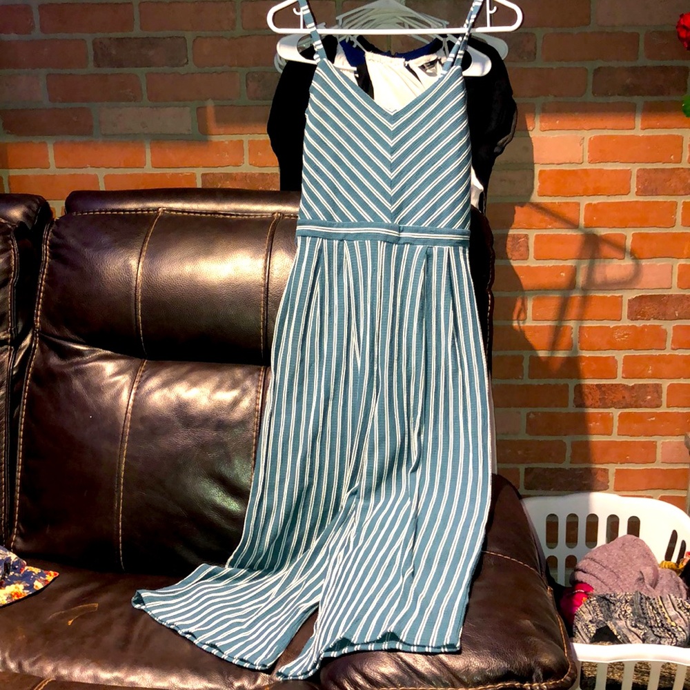 Xhilaration wide leg jumper